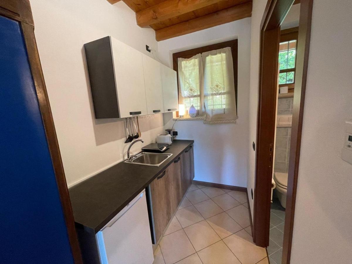 La Fiocchina - Magic Place - Apartments & Studios In Garda Lake - Countryside Farmhouse, Inside The Middle Of The Lake Saló Exterior foto