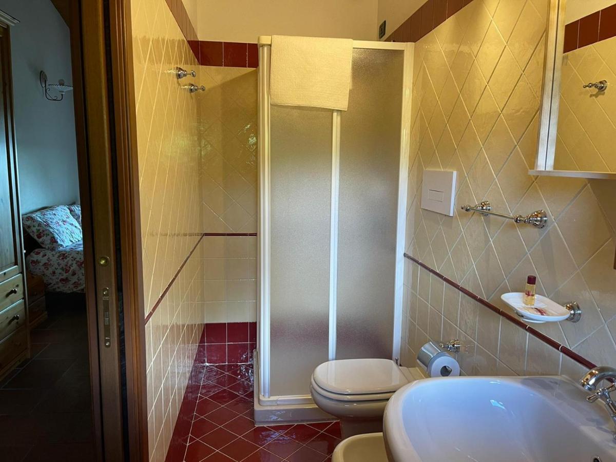La Fiocchina - Magic Place - Apartments & Studios In Garda Lake - Countryside Farmhouse, Inside The Middle Of The Lake Saló Exterior foto