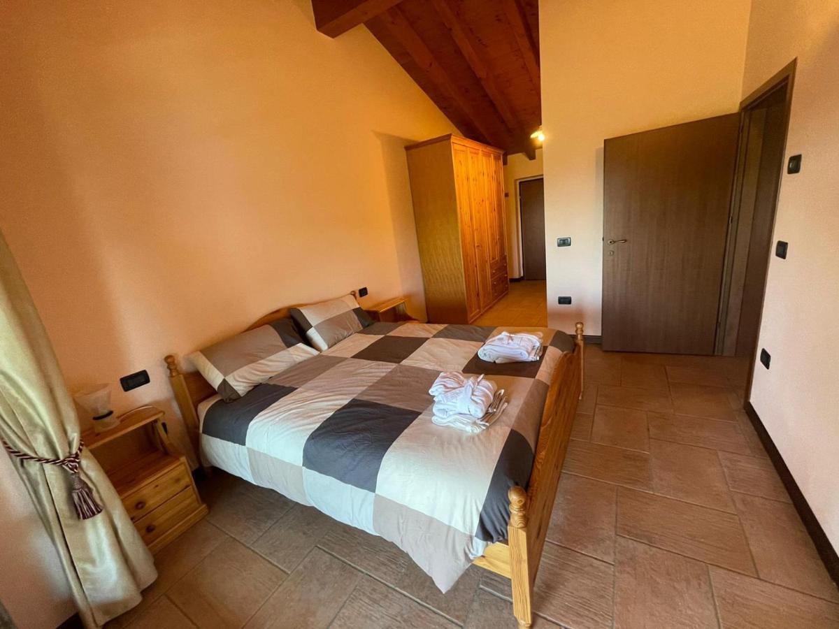 La Fiocchina - Magic Place - Apartments & Studios In Garda Lake - Countryside Farmhouse, Inside The Middle Of The Lake Saló Exterior foto