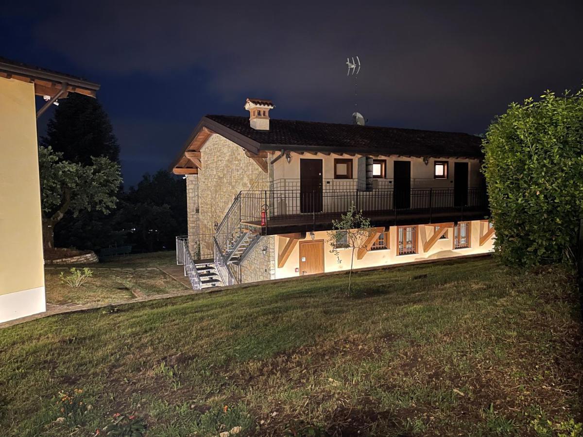 La Fiocchina - Magic Place - Apartments & Studios In Garda Lake - Countryside Farmhouse, Inside The Middle Of The Lake Saló Exterior foto